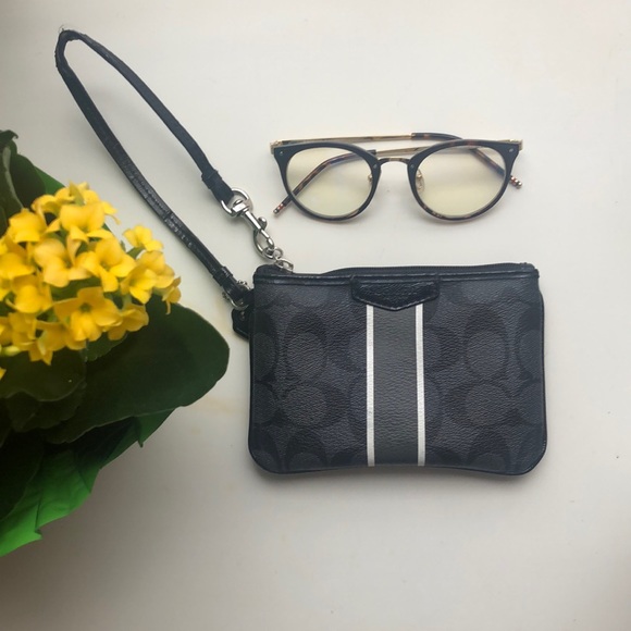 Coach Handbags - Coach Wallet